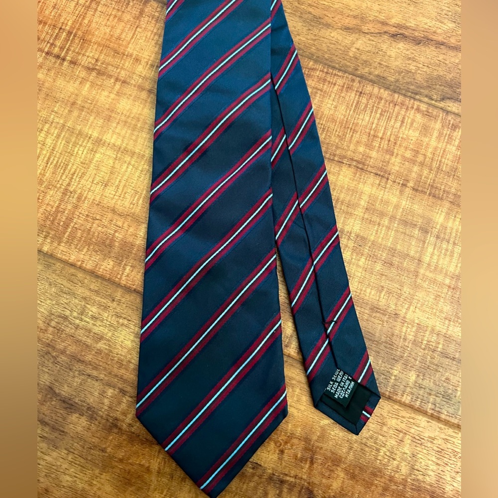 Hugo Boss blue and red stripe silk tie